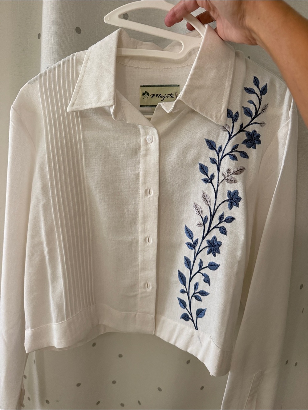 Mojito Lady Women’s Linen Blend Embroidered Crop Guayabera Shirt M